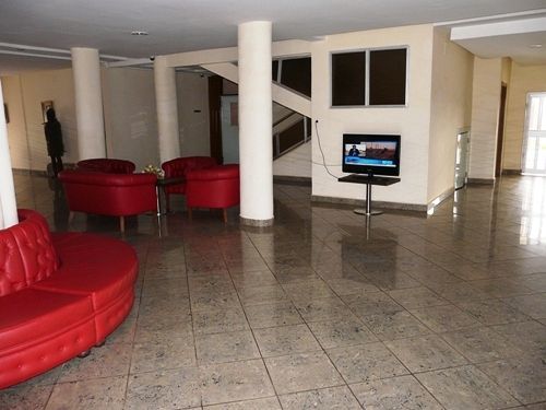 Azam Hotel Bamenda Ngoại thất bức ảnh
